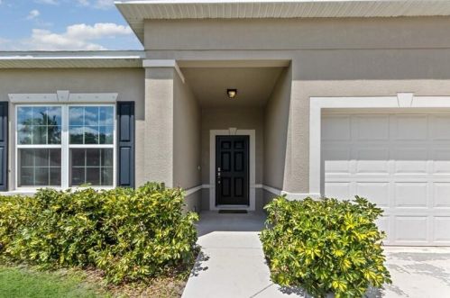 3638 Vincennes St, Fort Pierce, FL 34953-3723