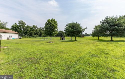 428 New Freedom Rd, Berlin Boro NJ  08009-9514 exterior