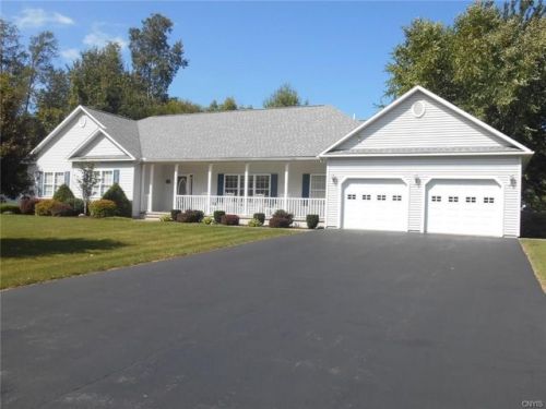 1 Whitetail Cir, Scriba, NY 13126-4157