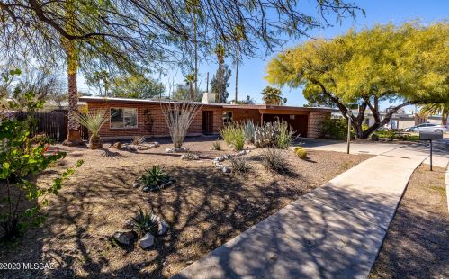 8734 Wallen Ridge Dr, Tucson, AZ 85710-6235