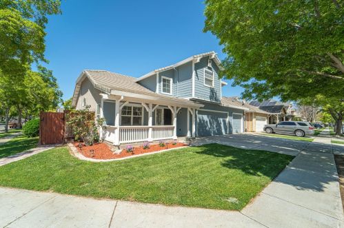 1808 De Anza Way, Los Banos, CA 93635-5362