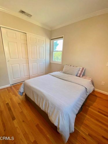 2834 Los Olivos Ln, Glendale CA 91214-2829 exterior