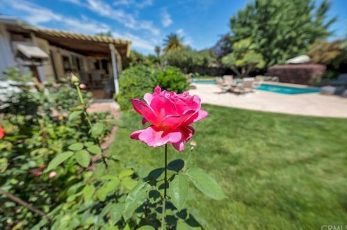 2542 Durham Dayton Hwy, Durham CA 95938-9615 exterior