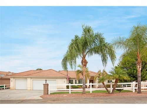 14428 Dove Canyon Dr, Riverside, CA 92503-6437