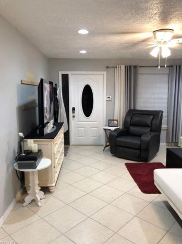 27208 Rio Vista Cir, Bonita Springs FL  34135-4729 exterior