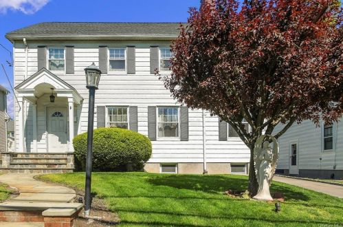 176 Davis Ave, White Plains NY  10605-3107 exterior