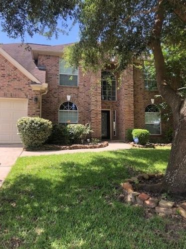 8902 Sailing Dr, Humble, TX 77346-2795