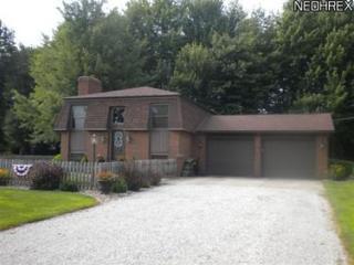 825 Oregon Ave, Sebring, OH 44672-1051
