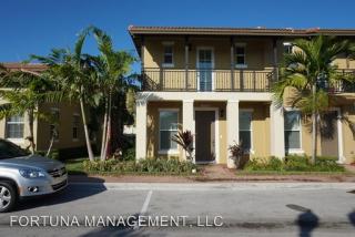 1422 147th Ter, Hollywood FL  33027-6188 exterior