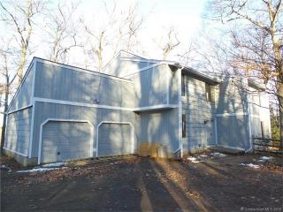 16 Sunny Acres Rd, Bethel, CT 06801-3028