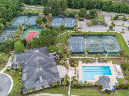 2961 Pignatelli Cres, Mount Pleasant SC  29466-8056 exterior