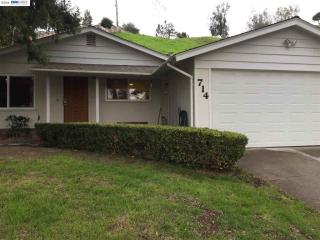 714 Archcliff Ct, Hayward, CA 94544-7709
