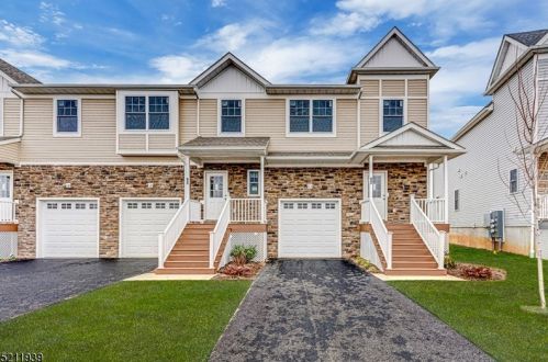 108 Valerie Dr, Manville, NJ 08835-1417