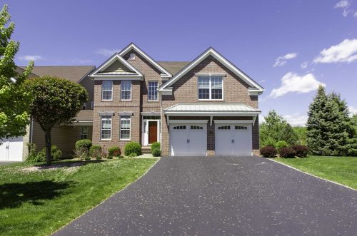 314 Honness Rd, Fishkill, NY 12524-2982