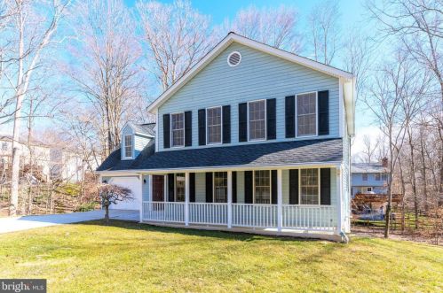 7800 Roundabout Way, Springfield, VA 22153-1828
