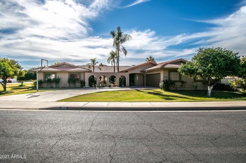 4061 Grandview St, Mesa, AZ 85205-4047