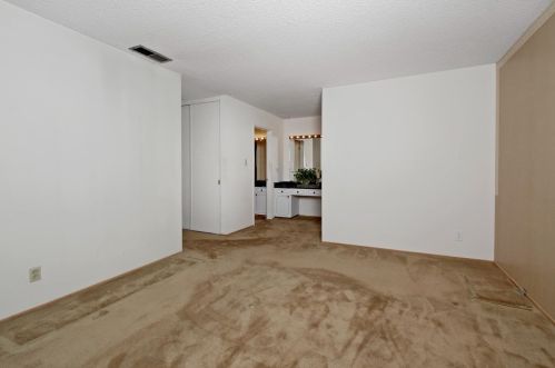 2450 New Jersey Ave, San Jose CA  95124-1328 exterior