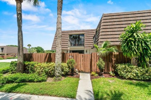 7909 79th Way, West Palm Beach, FL 33407-6754