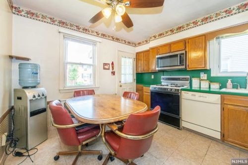 488 Lanza Ave, Outwater NJ  07026-2035 exterior