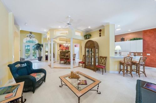 1021 Tierra Lago Way, Naples, FL 34119-1802