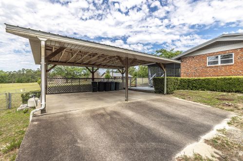 412 Millard Gainey Rd, Defuniak Springs FL  32435-4485 exterior