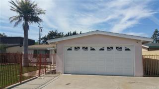 2233 Maple St, Costa Mesa CA  92627-2516 exterior