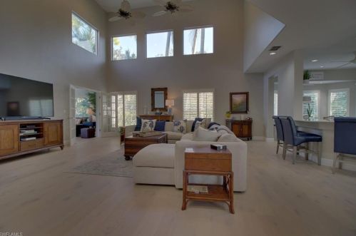 3240 Montara Dr, Bonita Springs, FL 34134-8651