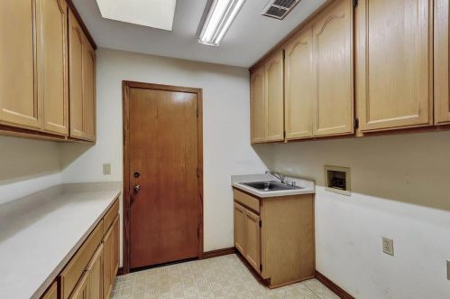 18114 Lake Forest Dr, Lake Wildwood CA  95946-9456 exterior