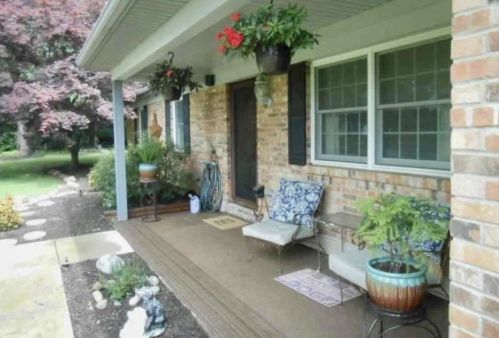 6010 Stillwell Beckett Rd, Miami, OH 45056-9256