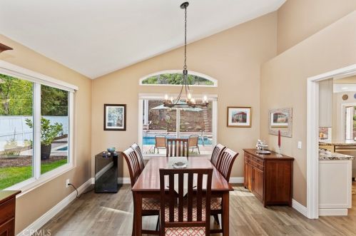 41321 Promenade Chardonnay Hls, Temecula CA  92591-4957 exterior