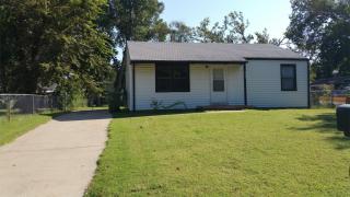 807 Choctaw Ave, Mentor KS  67401-4531 exterior