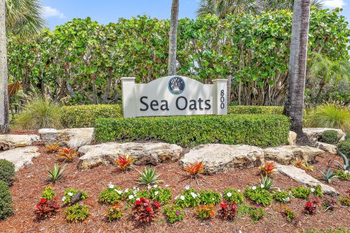 701 Sea Oats Dr, West Palm Beach, FL 33408-1439