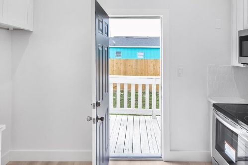 702 40 St, Galveston TX 77550-1243 exterior