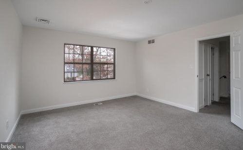 5 Hoot Owl Dr, Erial NJ  08081-9325 exterior