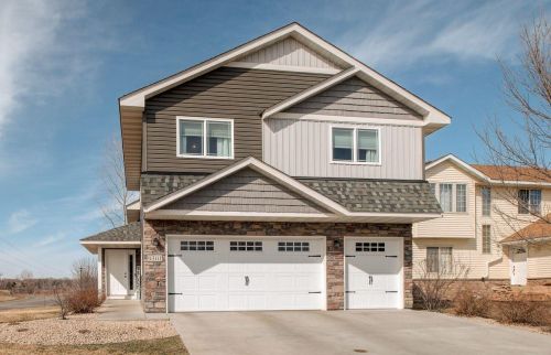 9301 Golden Pond Ln, Monticello, MN 55362-4604