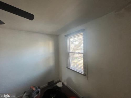 521 Tatum St, West Deptford NJ  08096-3408 exterior