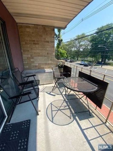8701 Bergenline Ave, North Bergen NJ  07047-5252 exterior