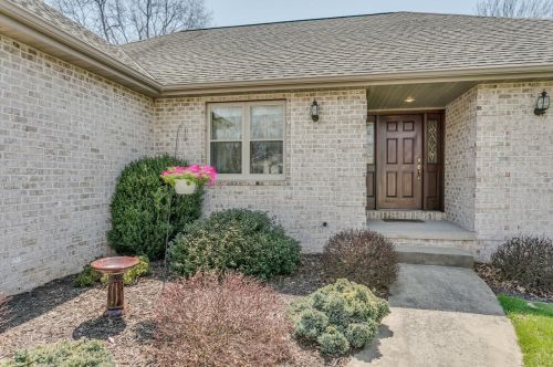 2754 Daniel Ct, Green Bay, WI 54311-5426