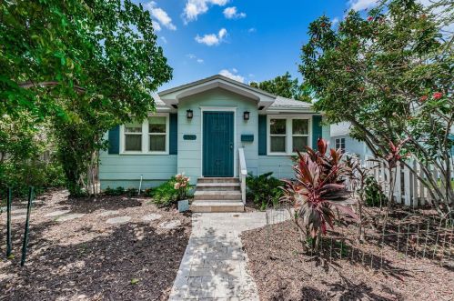 170 29th Ave, Saint Petersburg, FL 33704-2941