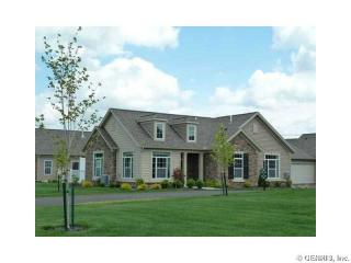 3253 Abbey Rd, Canandaigua, NY 14424-1799