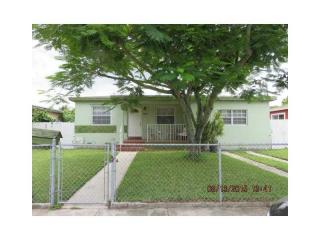 1010 31st St, Hialeah, FL 33012-5036