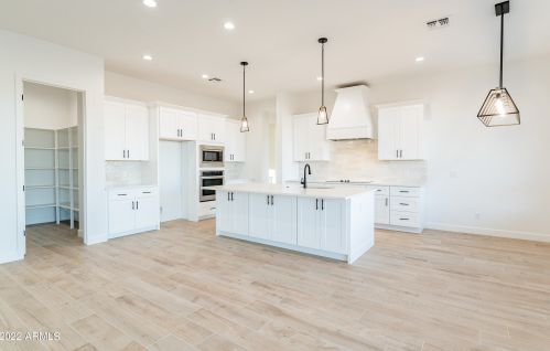 26312 197th Way, Queen Creek, AZ 85142-6101