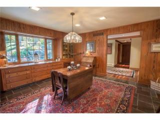 3960 Cook Rd, Medina OH  44256-9291 exterior