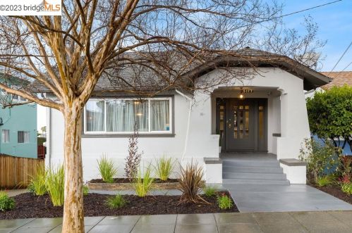 5117 Fairfax Ave, Oakland CA  94601-5410 exterior