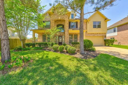 2122 Rushing Spring Dr, Pearland, TX 77584-4706
