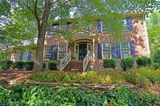 414 Beverly Pl, Greensboro, NC 27403-1083