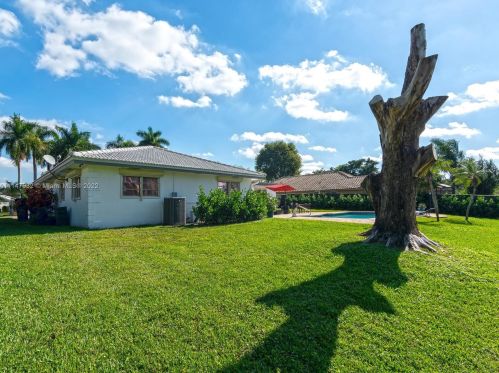 3540 34th Ave, Hollywood FL  33021-2509 exterior