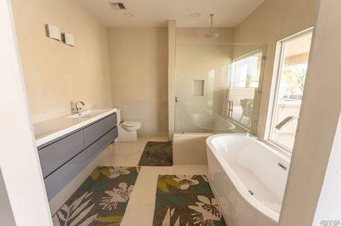 9640 Hoylake Rd, Desert Hot Springs, CA 92240-1437