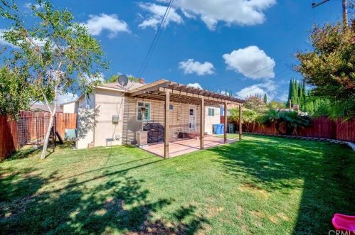 4255 Petaluma Ave, Lakewood CA  90713-3322 exterior