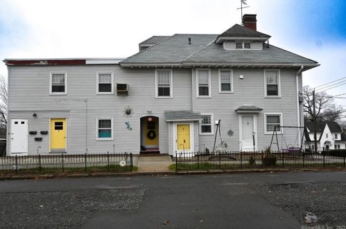 196 Woodland St, Bristol, CT 06010-5283